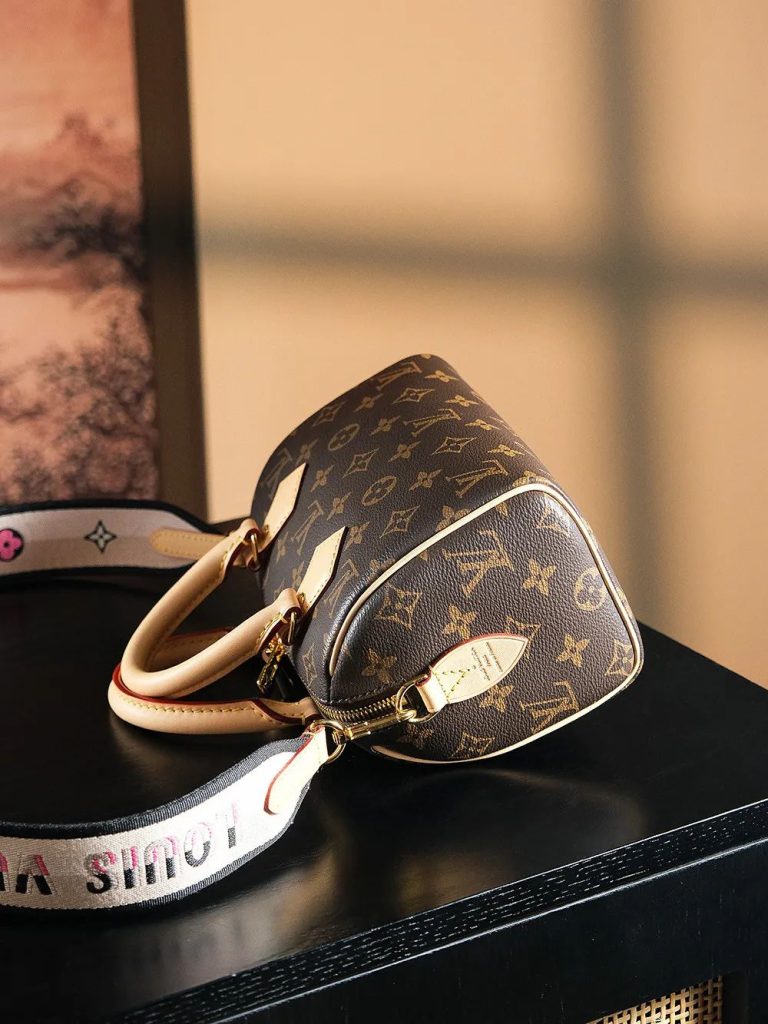 Replica LV Speedy 20