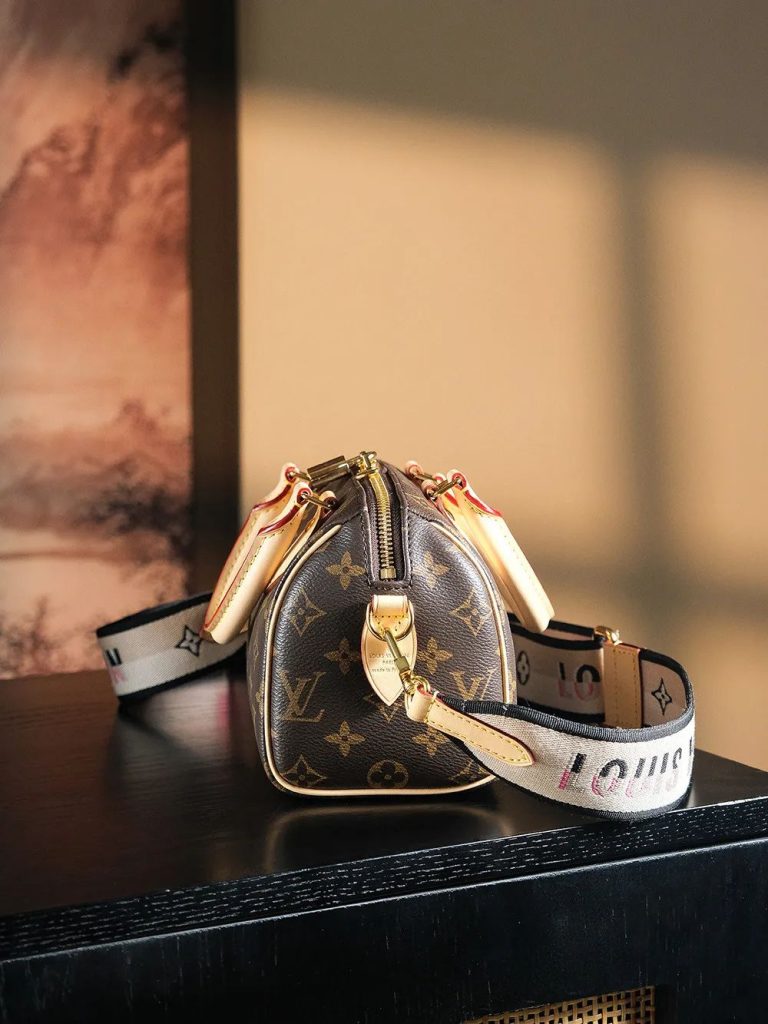 Replica LV Speedy 20