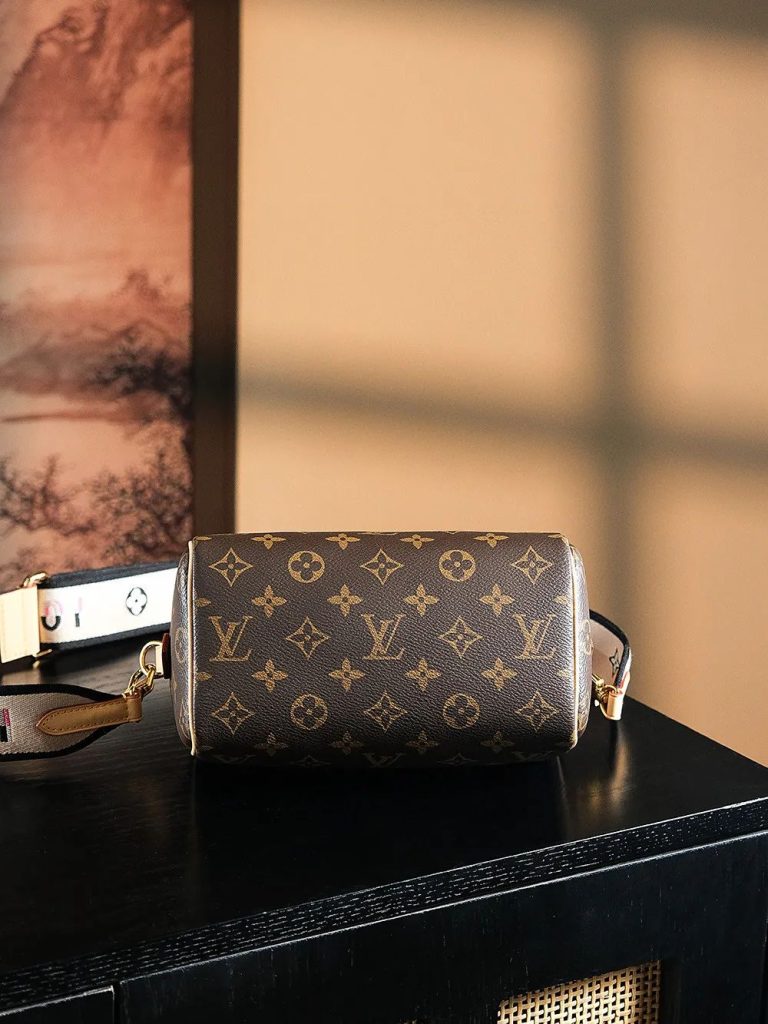 Replica LV Speedy 20